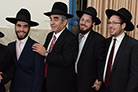 No noivado de Chaim Yehuda Waitzberg com Yocheved Landasman em Israel, fotos de Shlomo Goldfarb